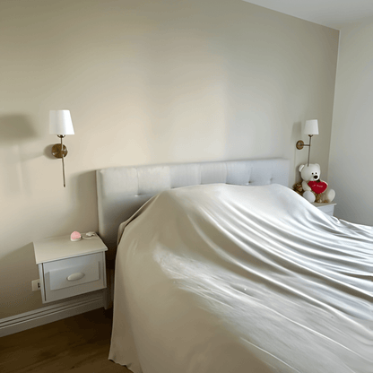 AMARA – Trådlös Vägglampa med Uppladdningsbart Batteri, Dimbart RGB-Ljus & Fjärrkontroll