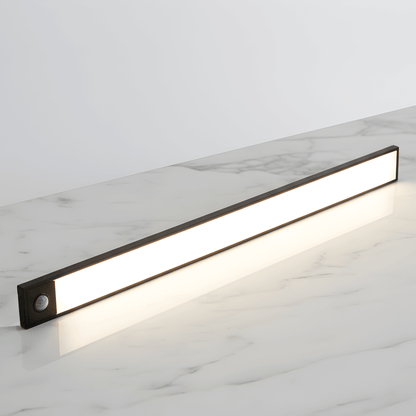 BENJAMIN - Självhäftande Uppladdningsbar LED-lampa med Rörelsesensor